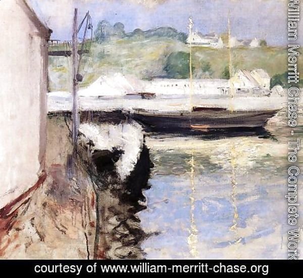 William Merritt Chase - Sheds And Schooner  Gloucester